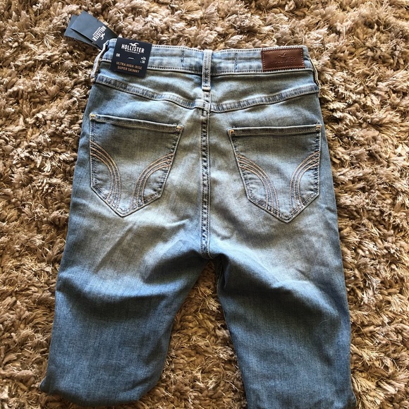 Hollister jeans - Picture 2 of 4